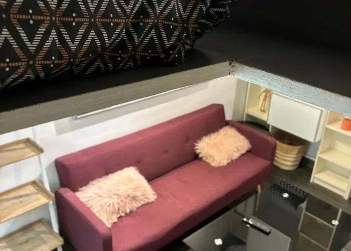 Place De La Bastille *